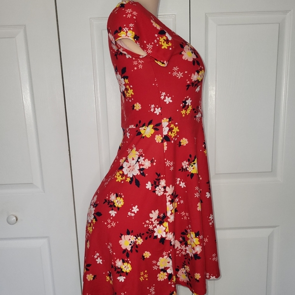 Epic Threads Floral dress - Picture 3 of 7
